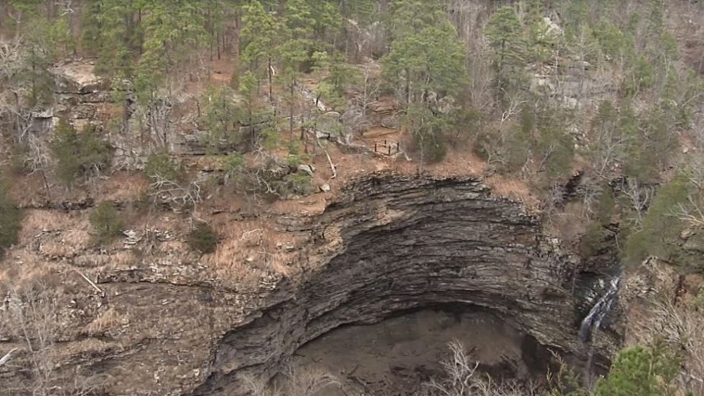 Oklahoma Man Dies After Falling Off Cliff At Petit Jean Mountain