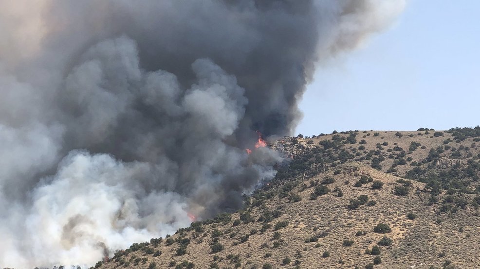 Hungry Fire contained at 305 acres KRNV