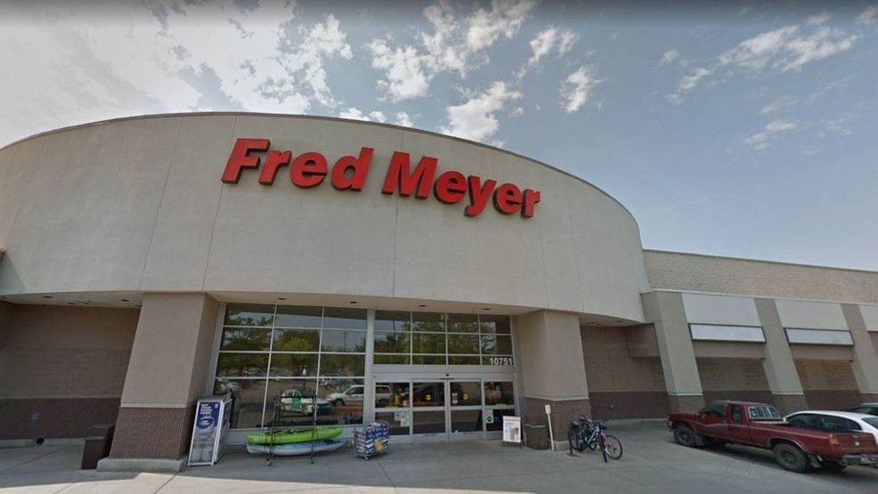 Fred Meyer to limit the number of shoppers in store KEPR