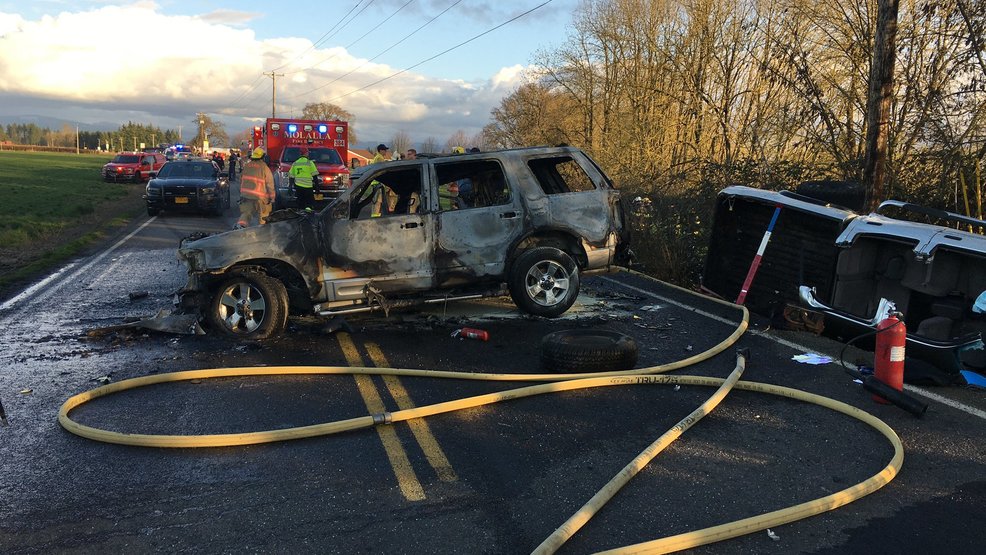 LifeFlight called to fiery crash along Hwy 211 in Clackamas County KATU