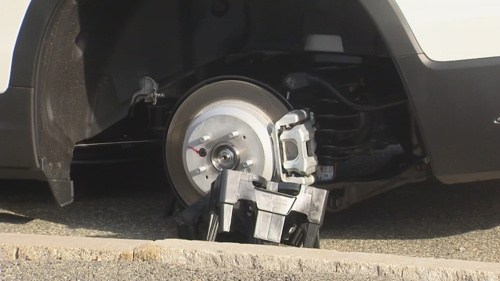 Tires, wheels stolen from cars at Mass. dealership WJAR