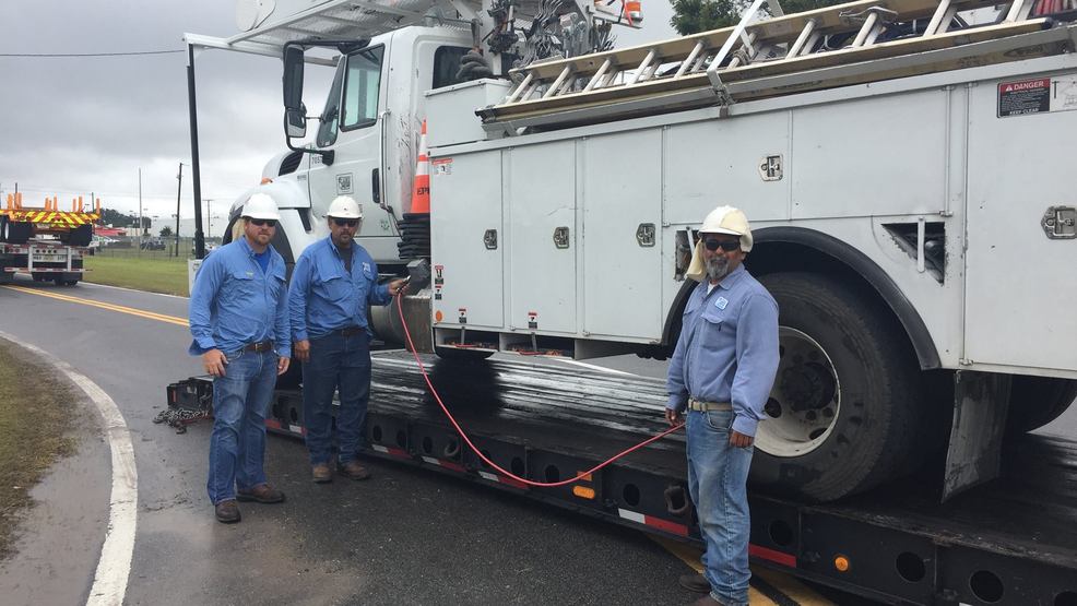 el-paso-electric-crews-head-to-florida-to-aid-with-power-restoration-kfox