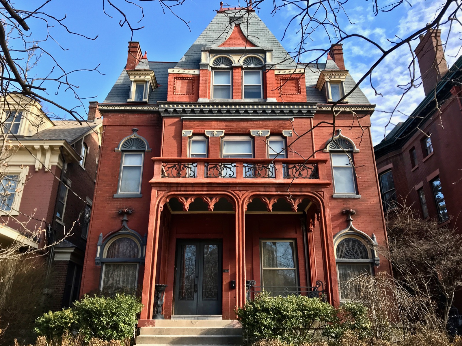 Louisville Is Home To A Historic District Of Mesmerizing Mansions