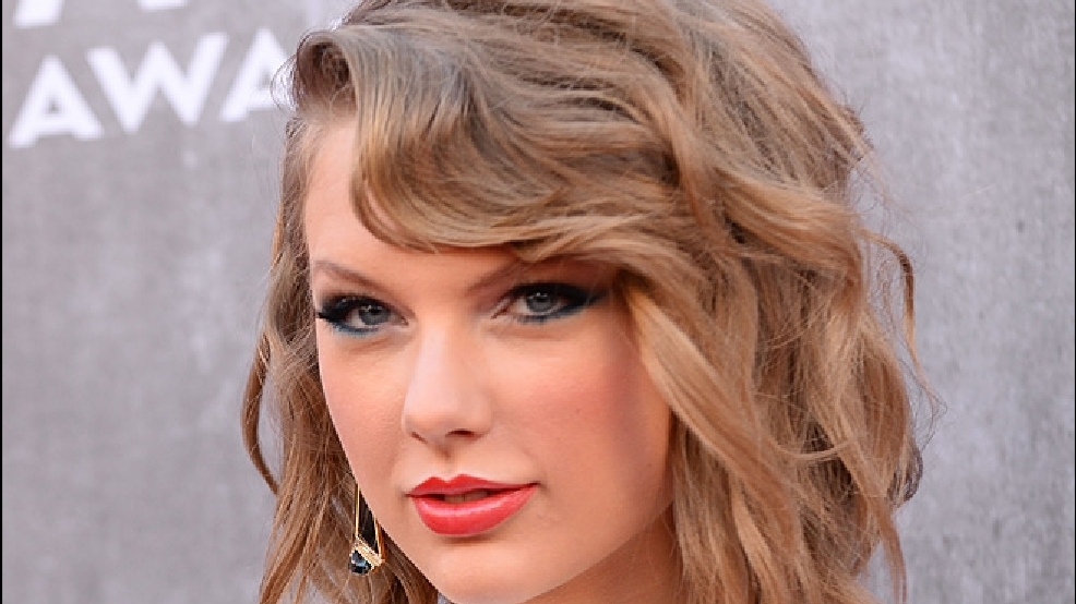 140618_taylor_swift_660.jpg