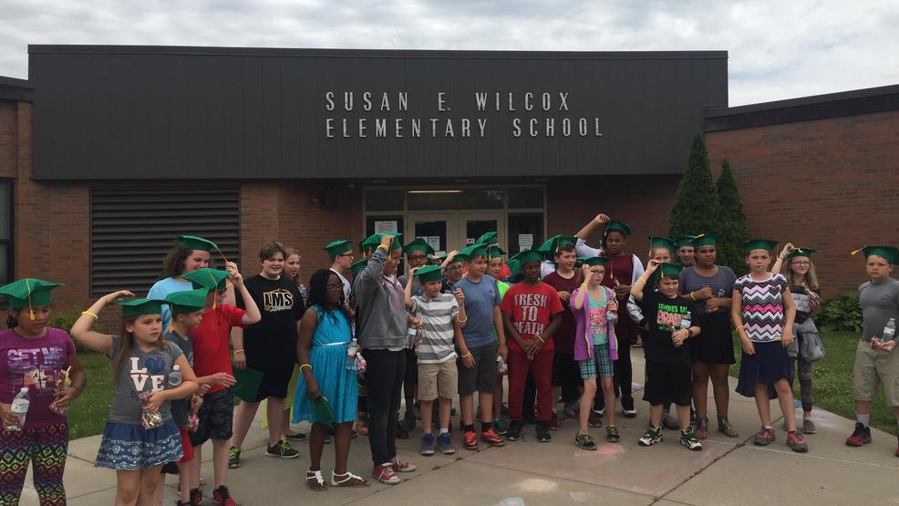 Wilcox Elementary Celebrates 42 Students Transitioning to Middle School