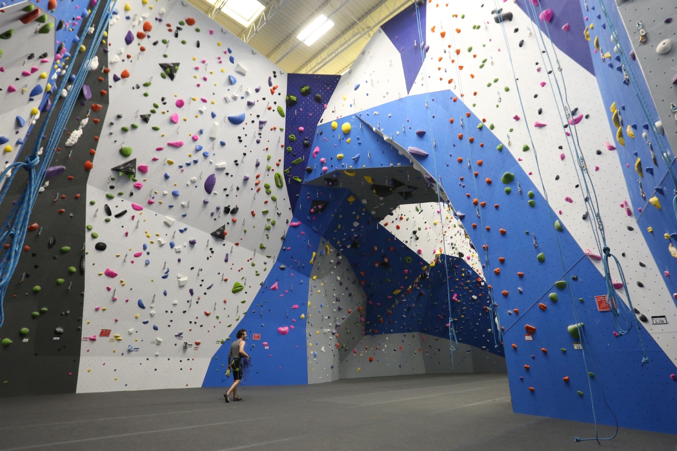A beginner's guide to rock climbing with Earth Treks Crystal City WJLA