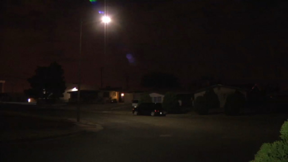El Paso urges residents to report damaged street lights KFOX