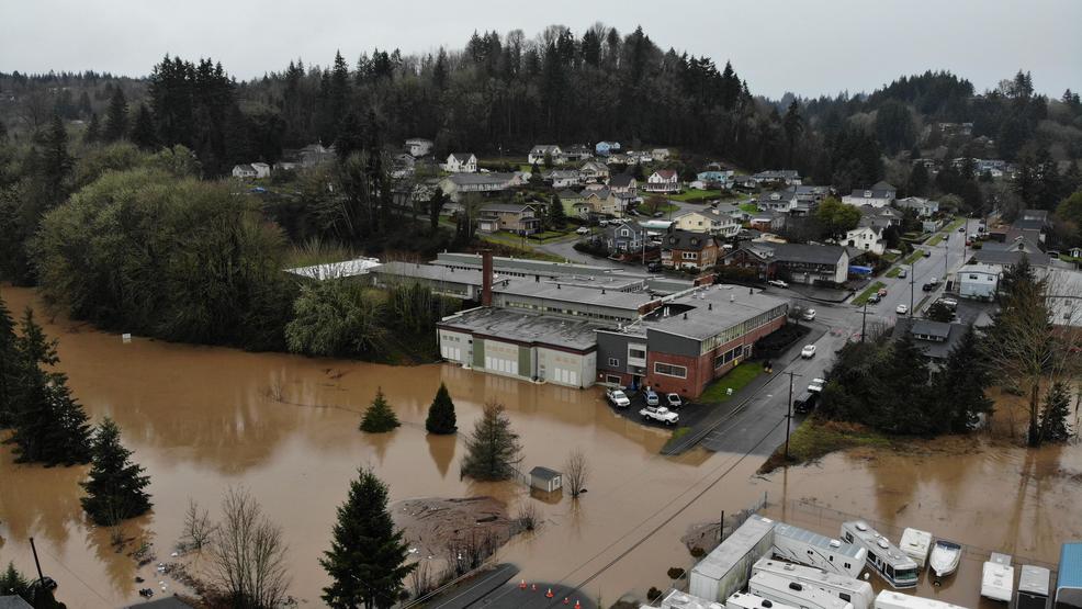 Flooding causes extensive damage in Rainier; mayor declares state of ...